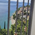 Sea View *