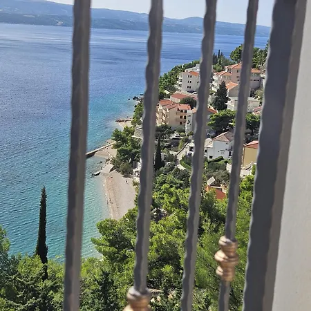 Sea View *